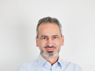 Weavr.io. CEO on fintech startup challenges and new tech