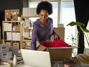 LianLian rolls out cross-border wallet for merchants in US