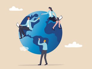 How can fintechs address the challenges of scaling overseas?